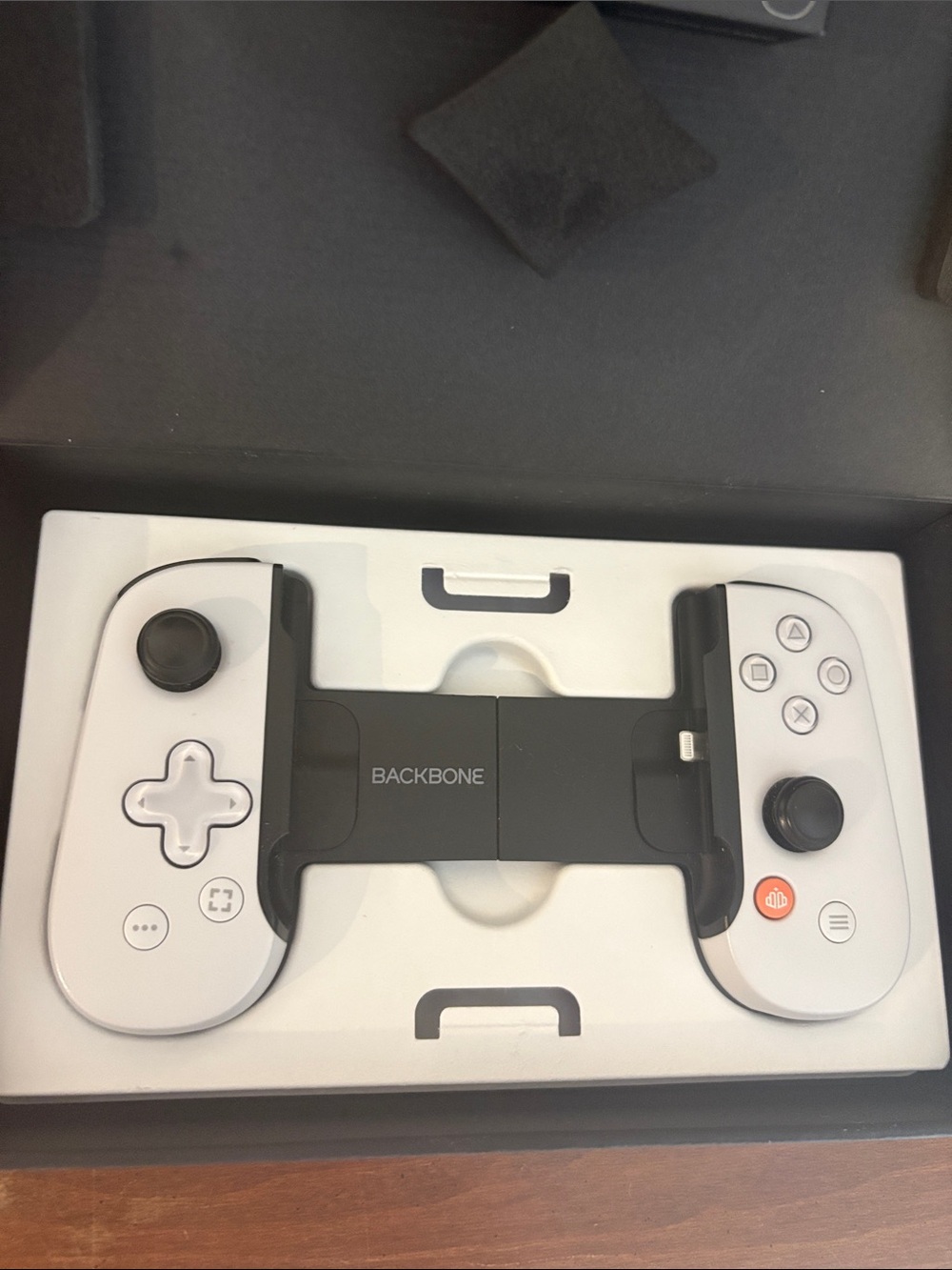 Sony PlayStation Backbone Mobile Controller- in original packaging - Picture 5 of 7